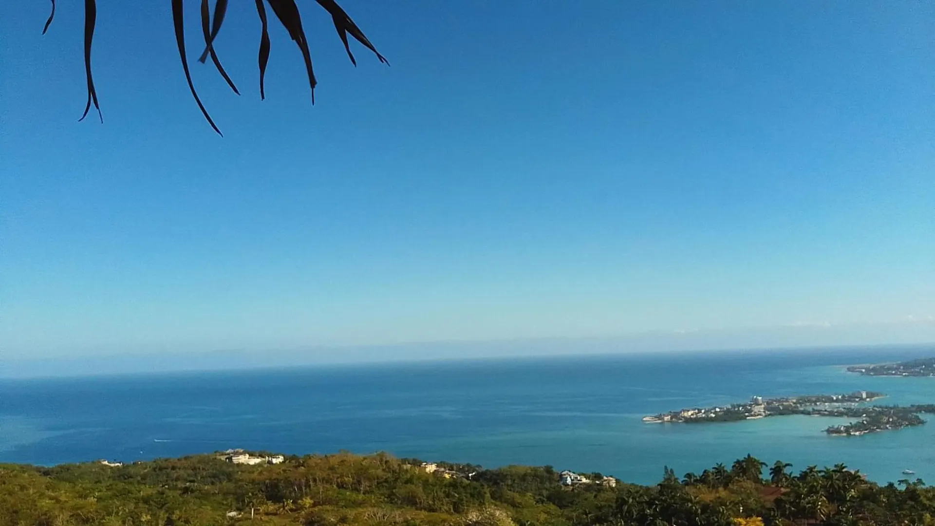 מלון מונטגו ביי Bayview Luxury Retreat